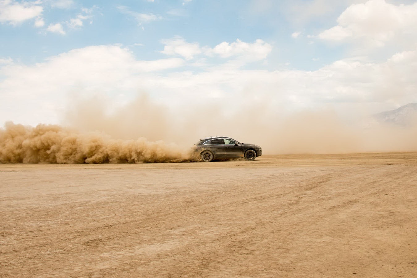 [New-Porsche-Macan-28%255B2%255D.jpg]