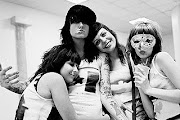 The Coathangers