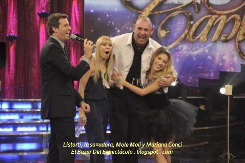 Listorti, la so¤adora, Mole Moli y Mariana Conci.JPG