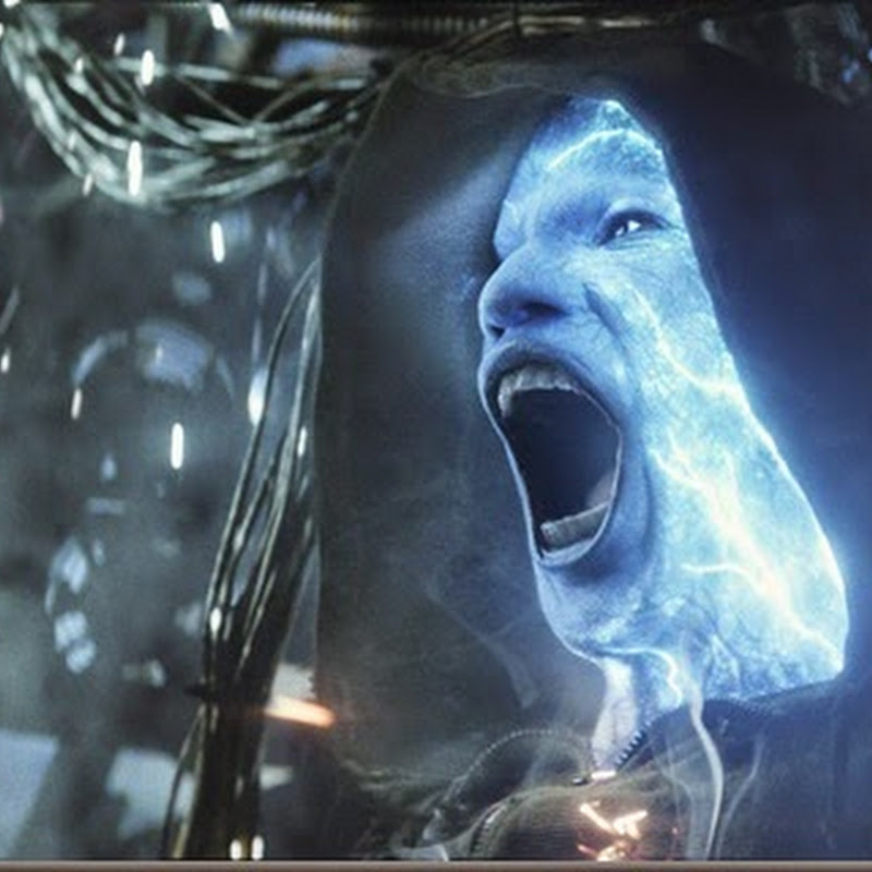 Jamie Foxx Powers Up Electro in "The Amazing Spider-Man 2"