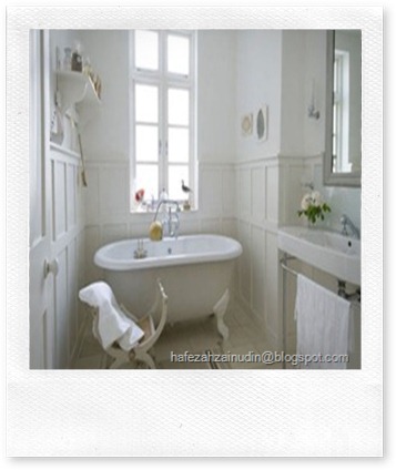 London_House_With_a_French_Style_Bathroom_Design