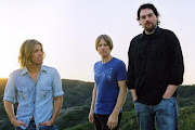 Taylor Hawkins & The Coattail Riders
