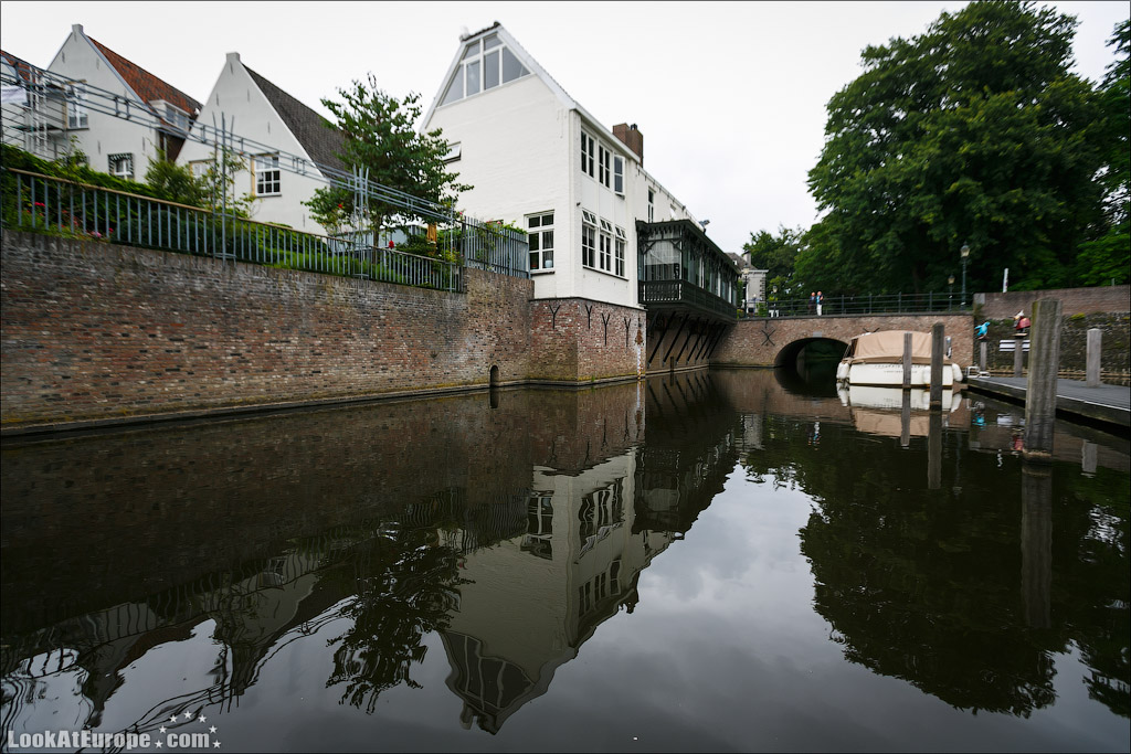 LookAtEurope.com - Фотогалоп по Европе. Чехия, Германия, Голландия.  Подземные каналы города Хертогенбош | Holland, Binnendieze in Hertogenbosch