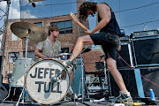 JEFF the Brotherhood