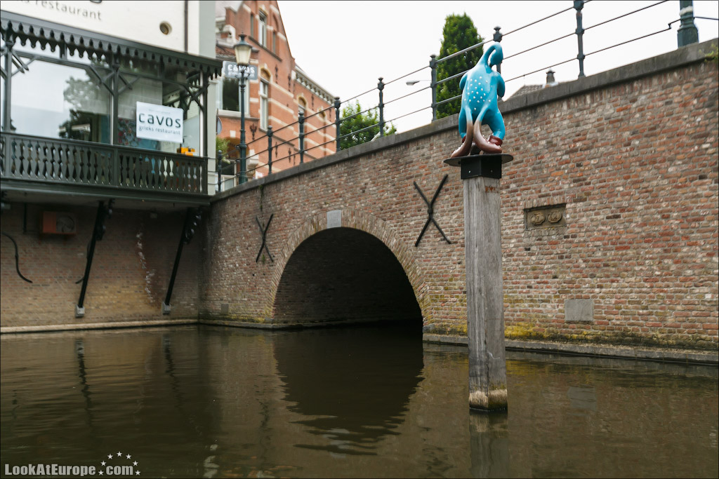 LookAtEurope.com - Фотогалоп по Европе. Чехия, Германия, Голландия.  Подземные каналы города Хертогенбош | Holland, Binnendieze in Hertogenbosch