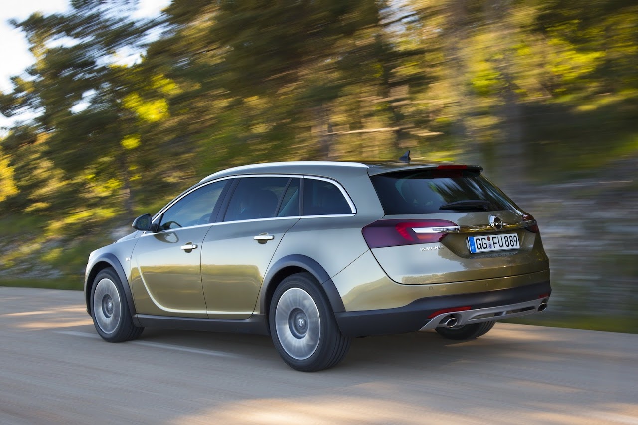 Opel insignia country