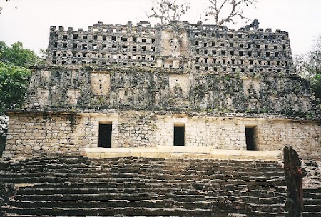 31. templul 33 din Yaxchilan.JPG