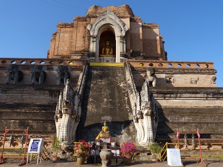  Wat Chedi Luang Chiang Mai