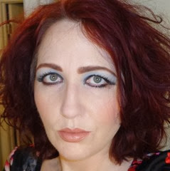 Photo number two  wearing Shiseido Shimmering Cream Eye Colors