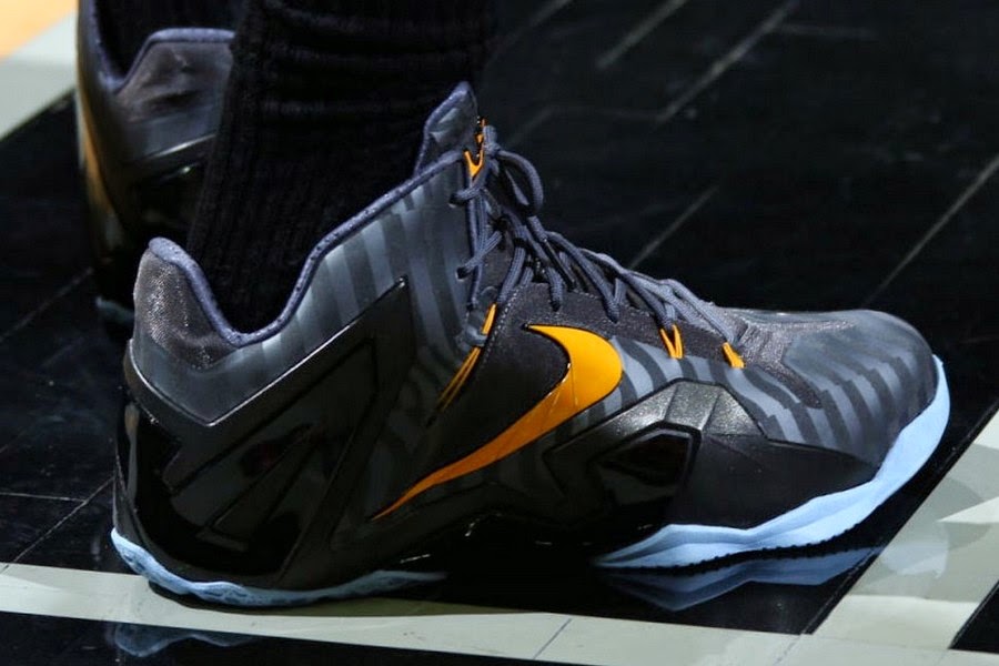 lebron james 2016 finals shoes