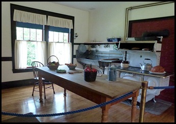 2h - Roosevelt Cottage - kitchen