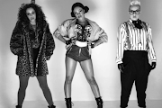 StooShe