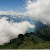 Brienzer See mit Zahnradbahn im Vordrgrund