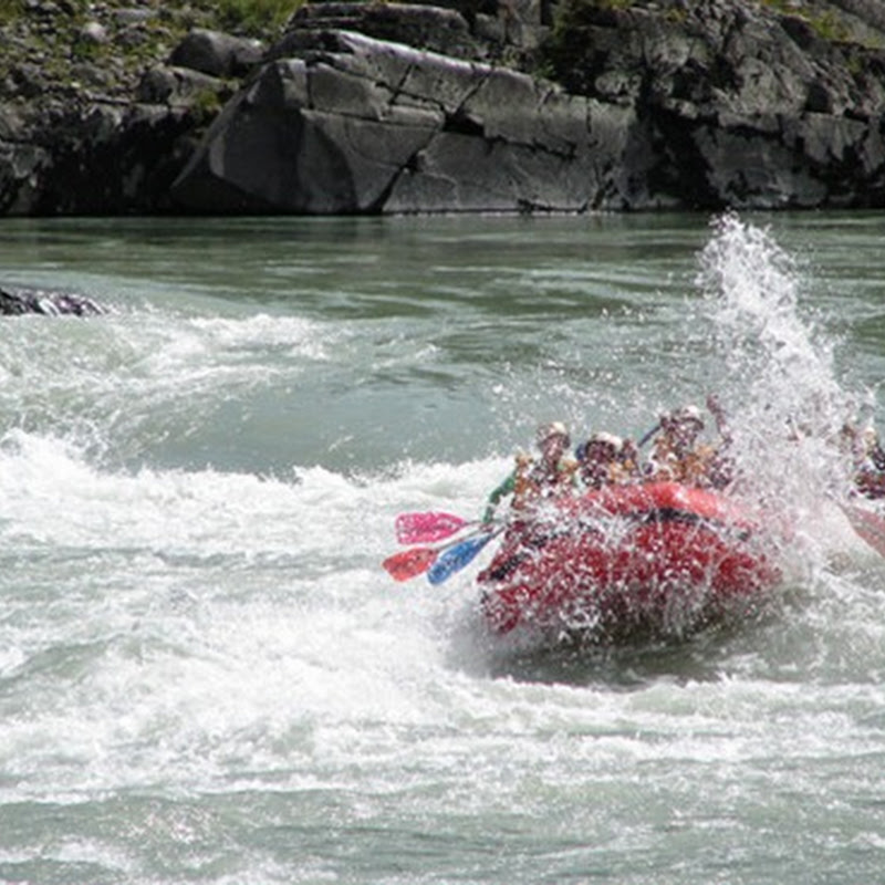 5 lugares ideales para hacer rafting en Argentina.