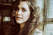 Rae Morris