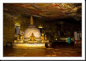 Sri-Langka-Cave-Temple-of-Dambulla