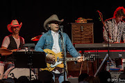 Dwight Yoakam