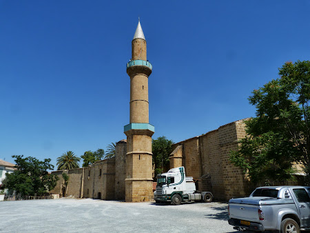 Moscheea Omar Nicosia de Sud