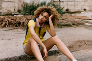 Izzy Bizu