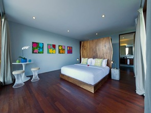 cama-diseño-con-respaldo-en-madera cama-diseño-con-respaldo-en-madera