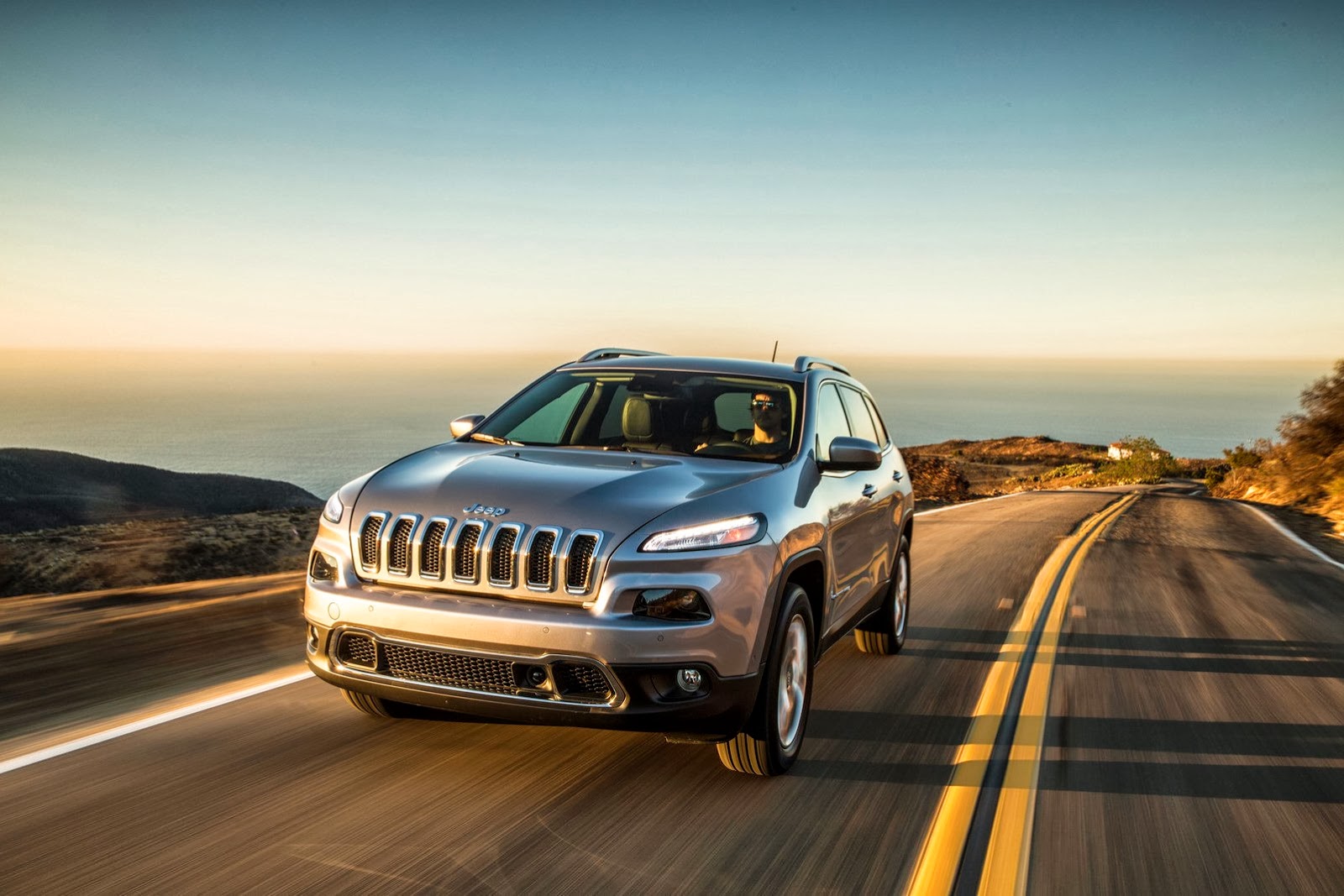 [Jeep-Cherokee_12%255B2%255D.jpg]