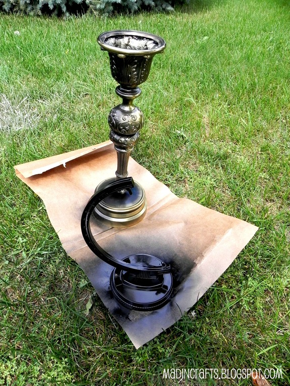 [spray-painted-pedestal-and-axis5.jpg]
