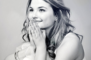 Stefanie Scott