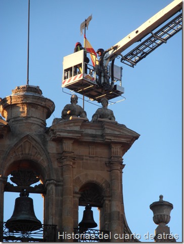Colocación de la Mariseca Plaza Mayor de Salamanca