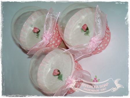 Cupcake soaps - Riverlea soap-001