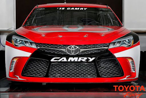 2015-Toyota-Camry-NASCAR-03.jpg