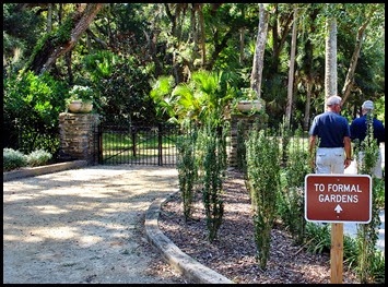 04c - Washington Oaks Garden - Entering the gardens
