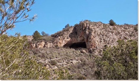Cueva en la Serra Gelada - Benidom