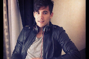 Dez Duron