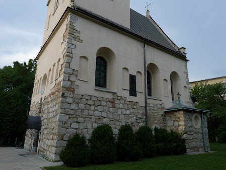 Prezenta romanesti in Ucraina: Biserica moldoveneasca la Lvov