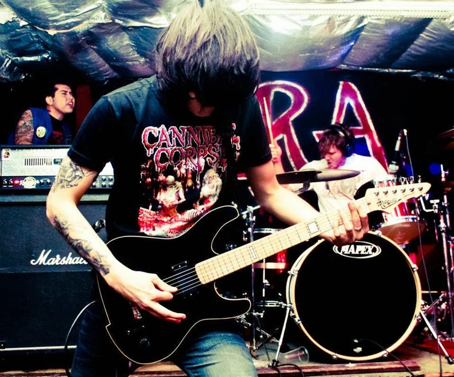 [1234120_245348278946393_915457439_n%255B3%255D.jpg]