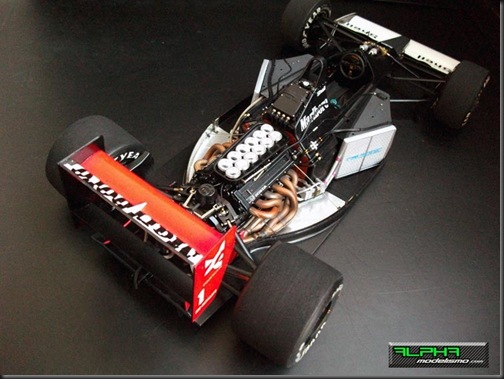 McLaren MP4-6_11