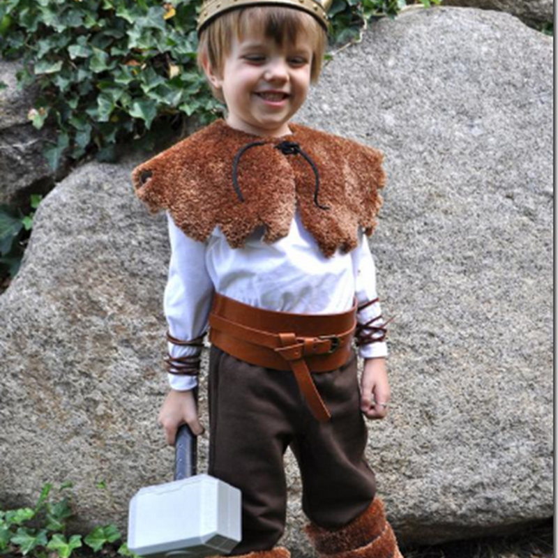Disfraz casero de vikingo para niño 