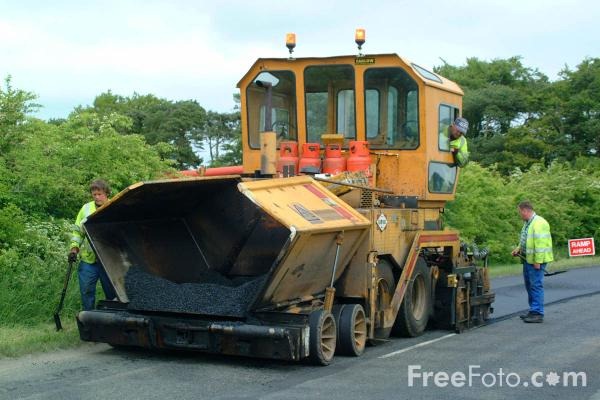 [Asphalt-paving-machine_web%255B5%255D.jpg]