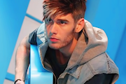 Colton Dixon