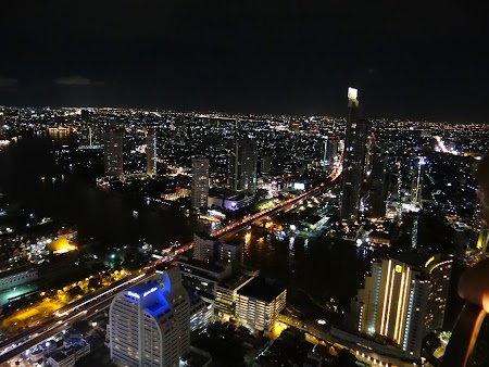  Panorama de noapte a Bangkok