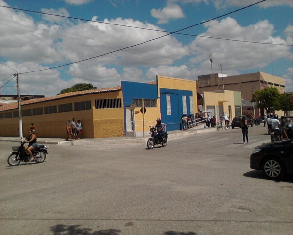 [ESCOLA%25207%255B7%255D.jpg]