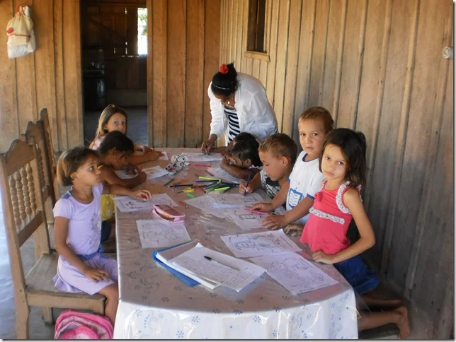 PROFESSORA ZENAIDE E A ESCOLINHA DOMINICAL