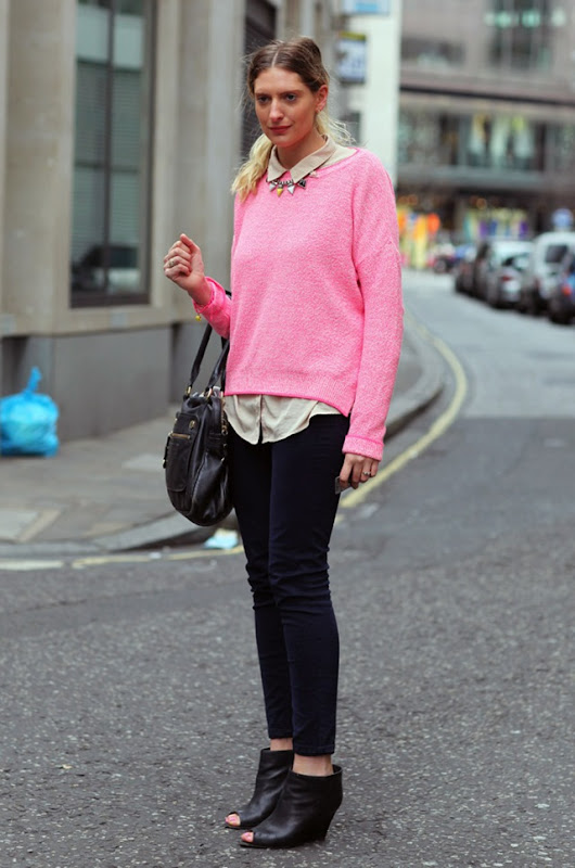 pink_sweater_london