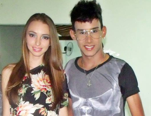 [JOANA%2520MENDON%25C3%2587A%2520E%2520EVANDSON%255B4%255D.jpg]