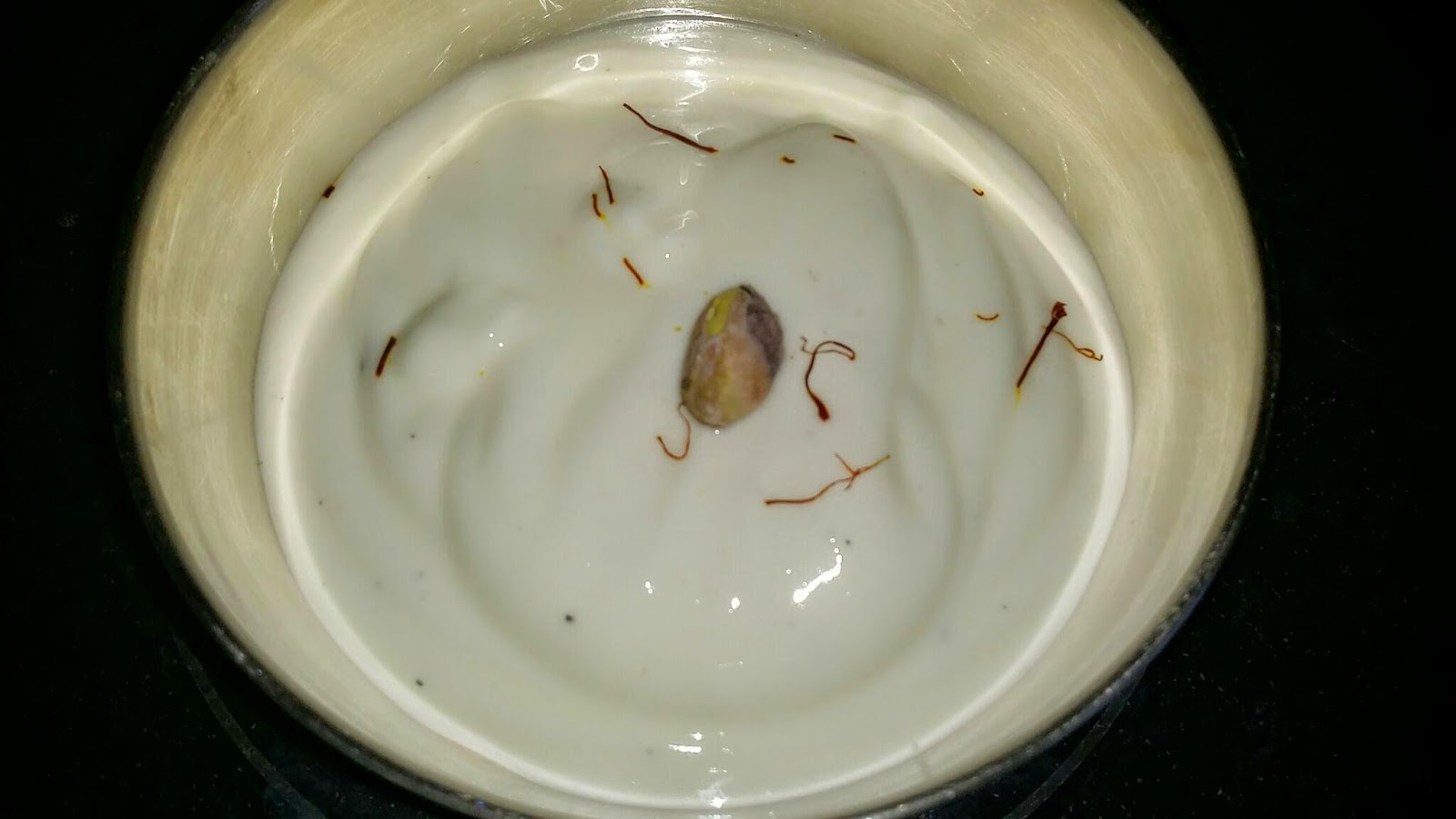 Shreekandh (Sweetened Thick Yogurt) Gujarati Recipe