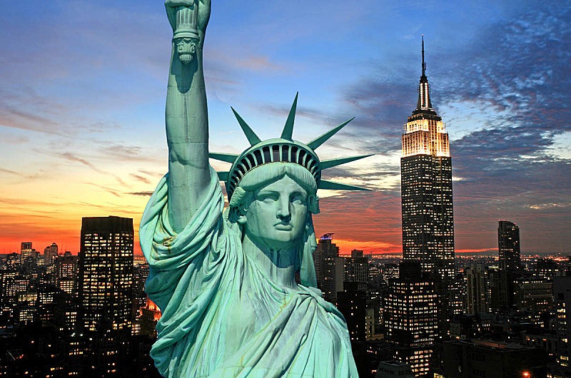 [The-Statue-of-Liberty-and-New-York-City-skyline%255B4%255D.jpg]