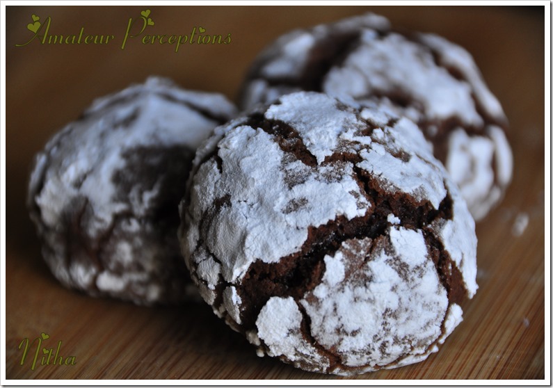 Chocolate Crinkle Cookies 8