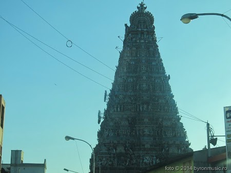 6. Templu din Chennai - byron 2014.jpg