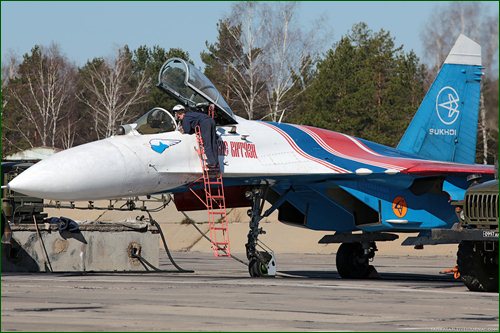 Рабочие будни пилотажных групп