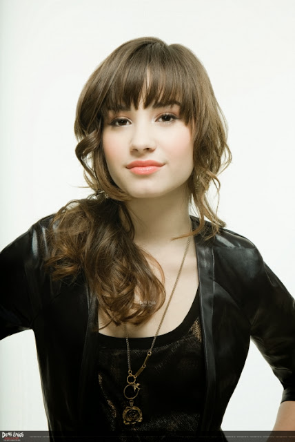 Top 10 beautiful Teens Celebrity: January 2014